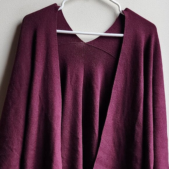NWT Puli Purple Open Cape Style Sweater One Size - Picture 5 of 15